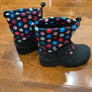 Northside size 10 Snow Boots